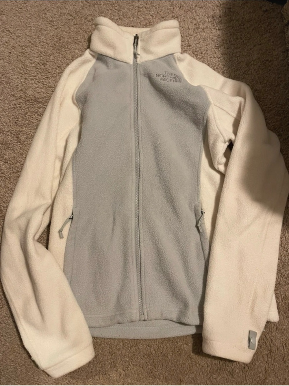The North Face Light Gray & Cream Full-Zip Fleece Jacket